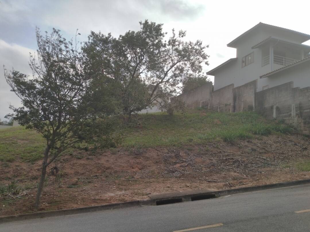 #101 - Terreno para Venda em Louveira - SP