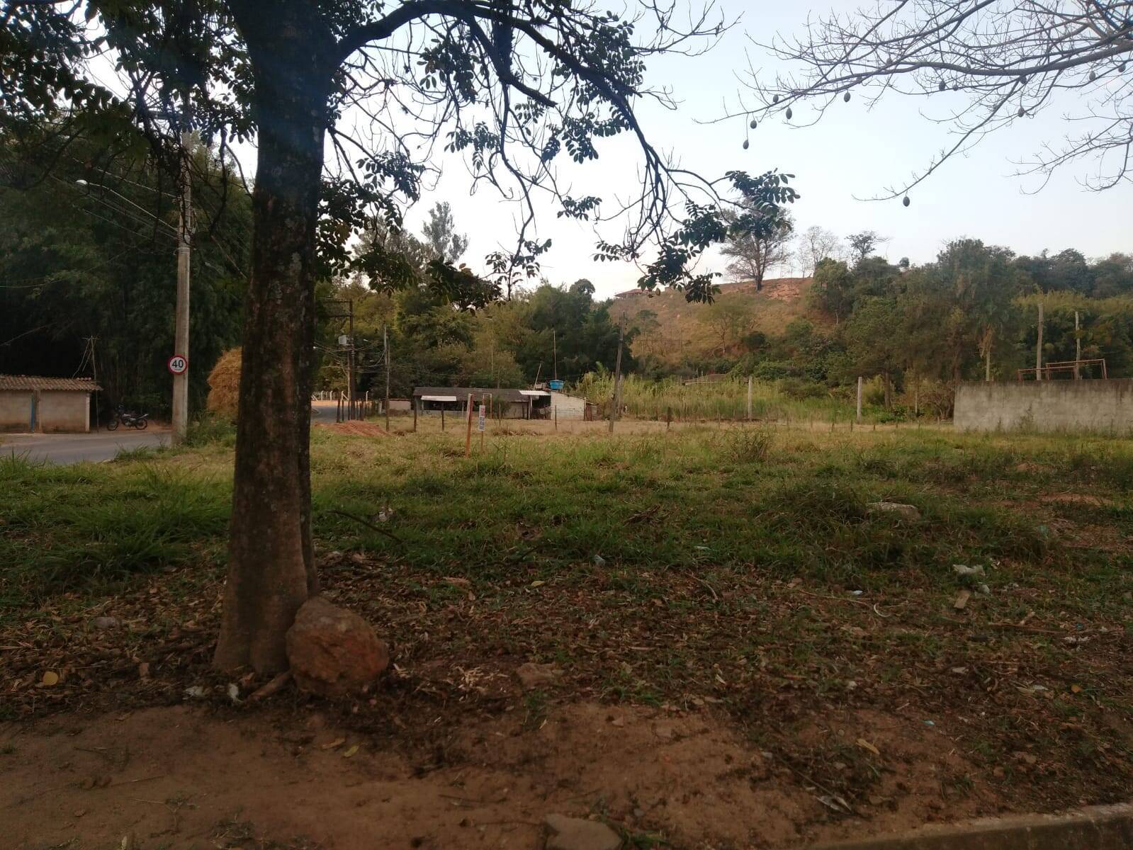 #1751 - Terreno para Venda em Louveira - SP