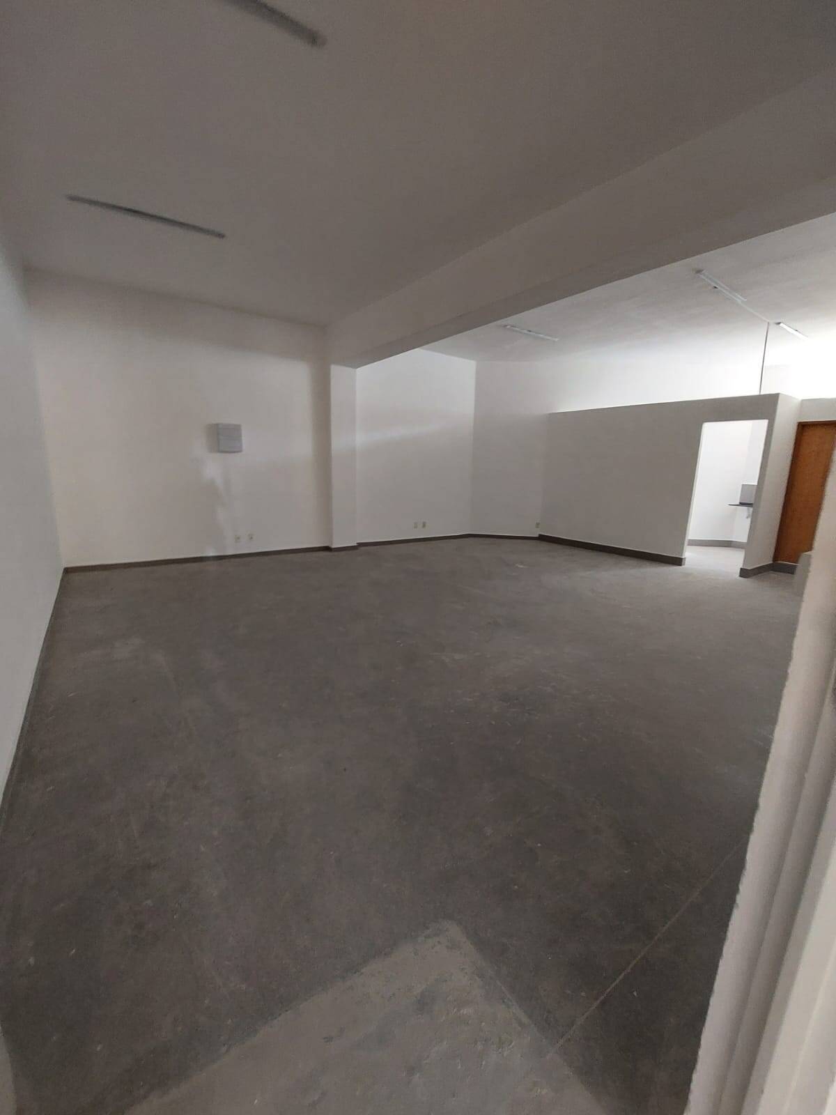 #2380 - Salão Comercial para Locação em Louveira - SP