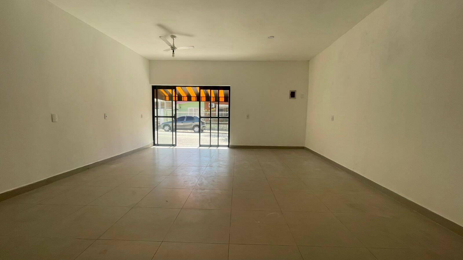 #2404 - Sala para Locação em Louveira - SP