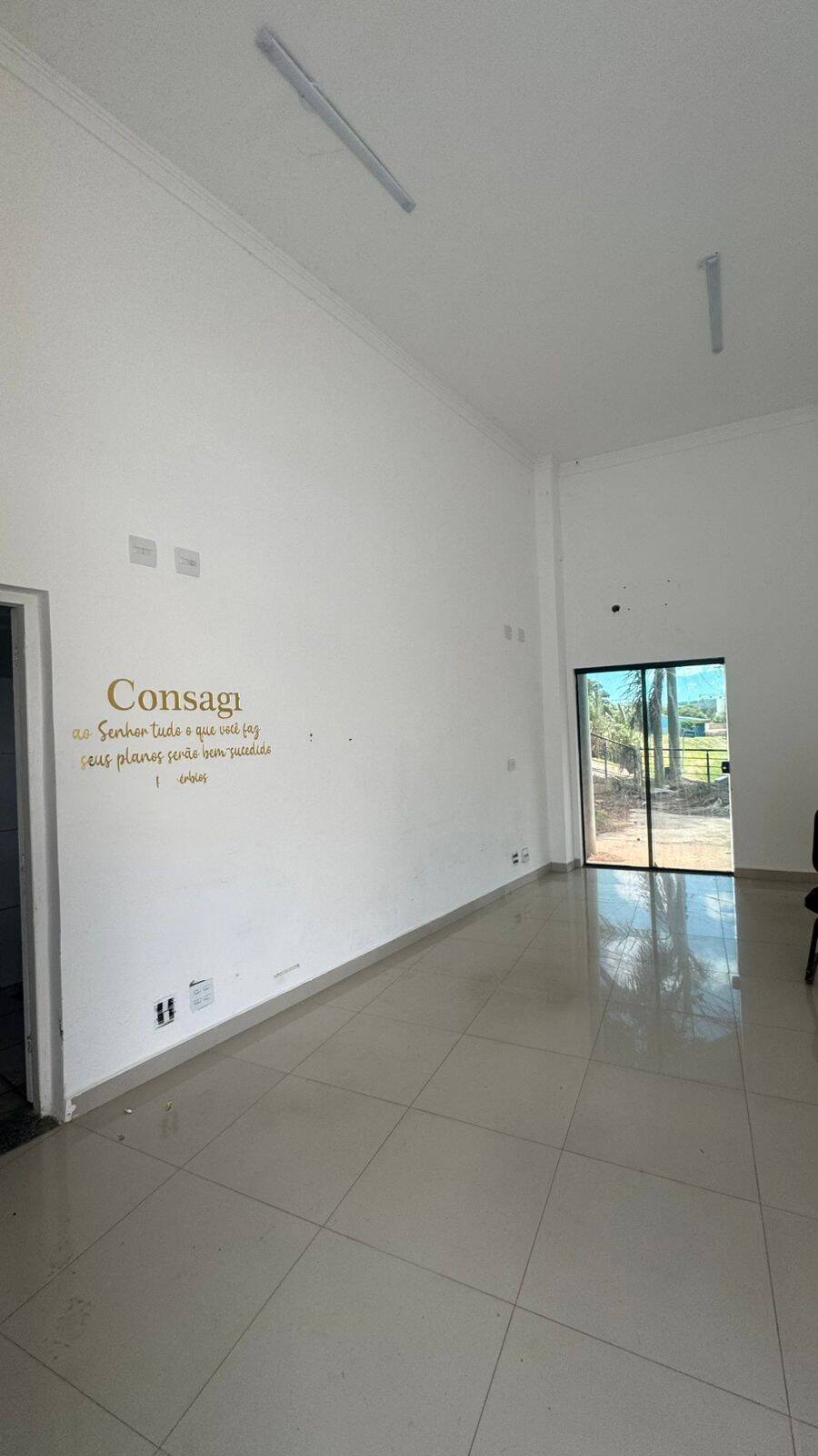 #2458 - Sala para Locação em Louveira - SP