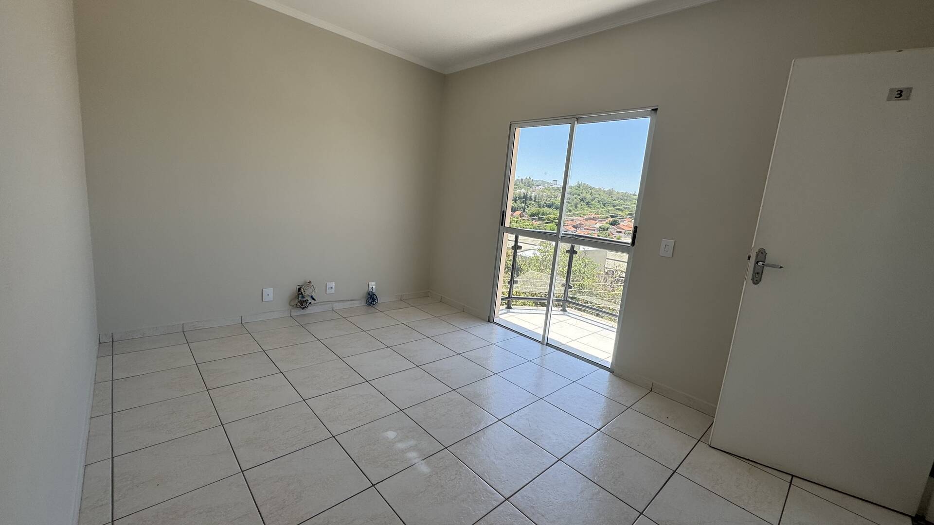 #2470 - Apartamento para Locação em Louveira - SP