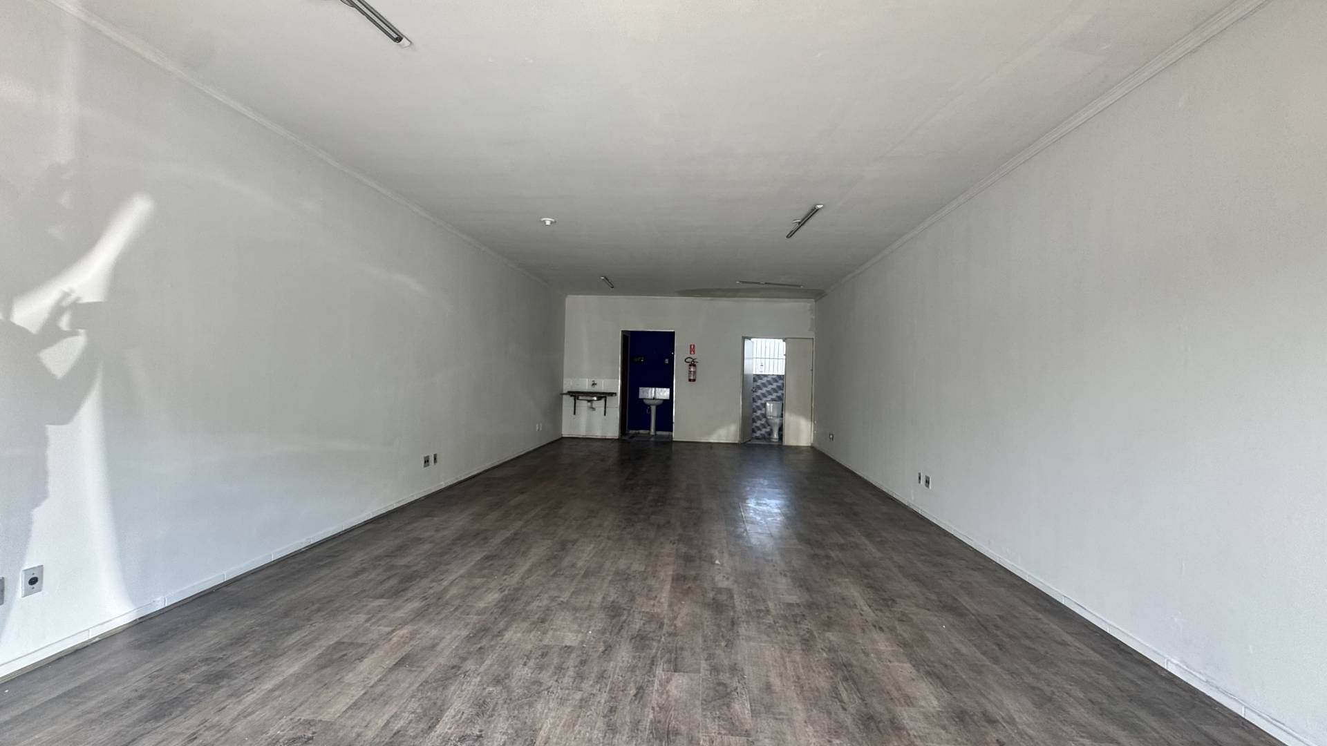 #2498 - Sala para Locação em Louveira - SP