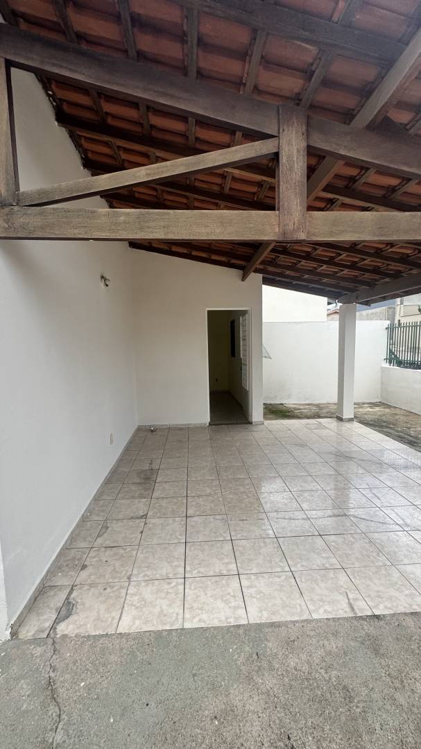 #2505 - Casa para Locação em Louveira - SP