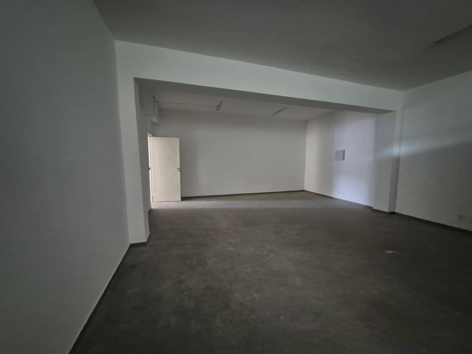 #2380 - Salão Comercial para Locação em Louveira - SP