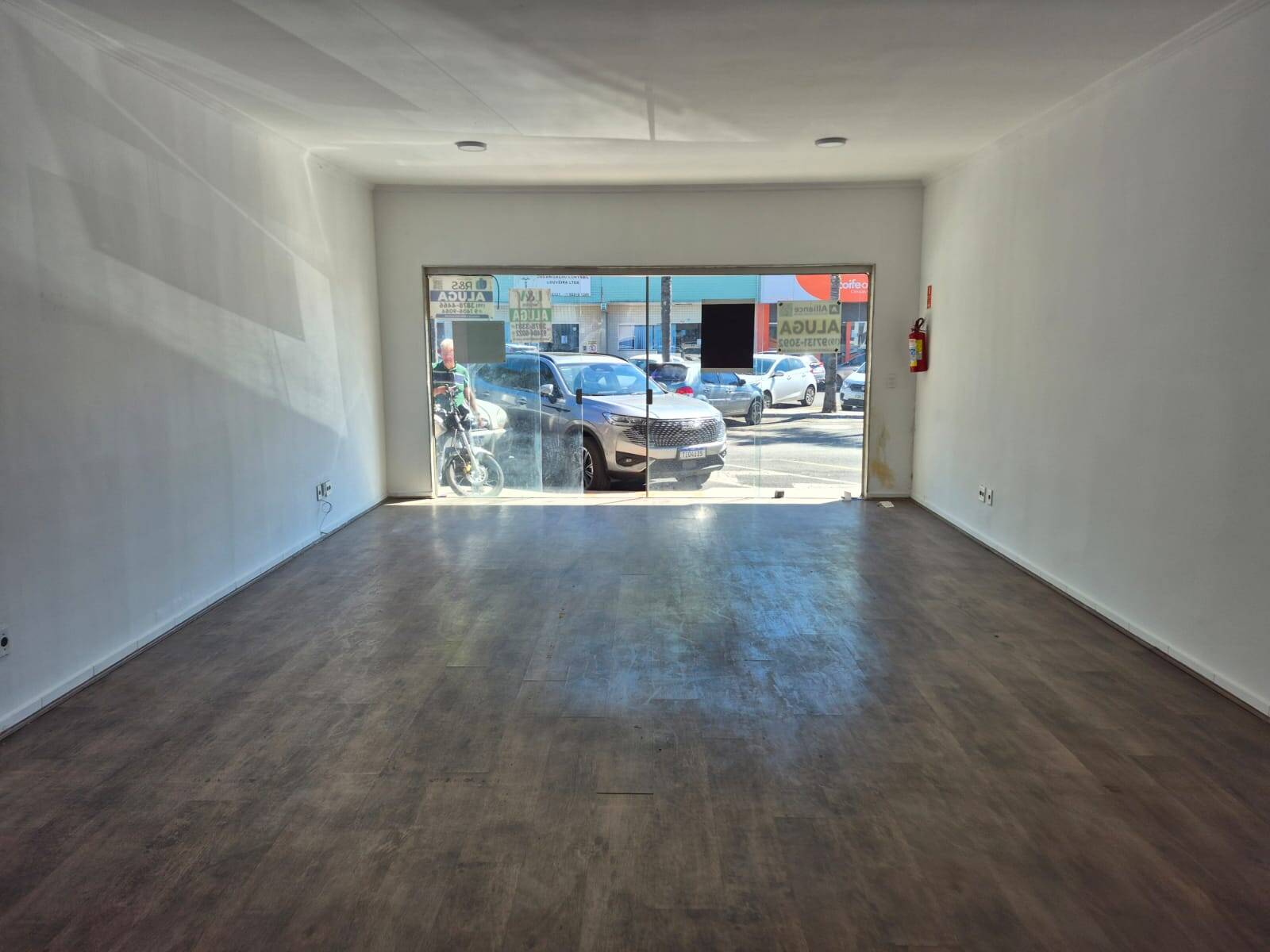 #2498 - Sala para Locação em Louveira - SP