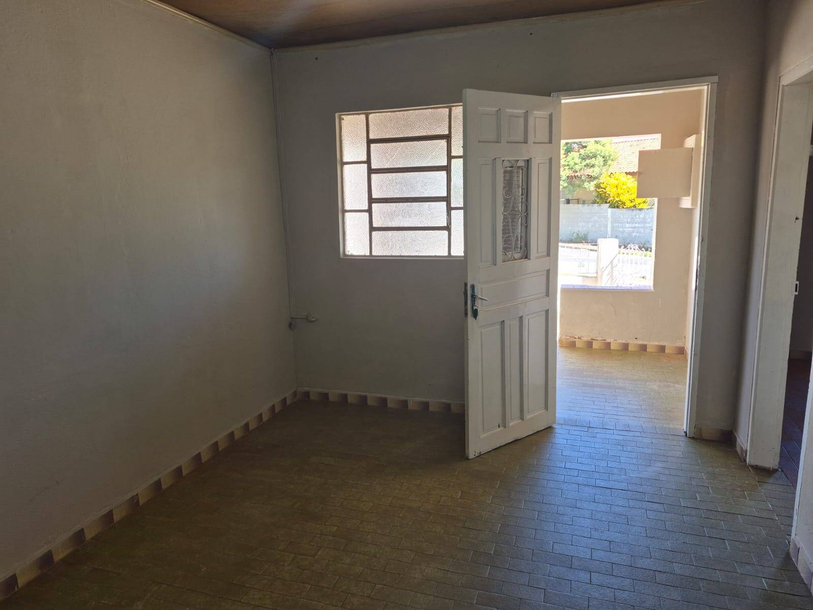 #2363 - Casa para Locação em Louveira - SP