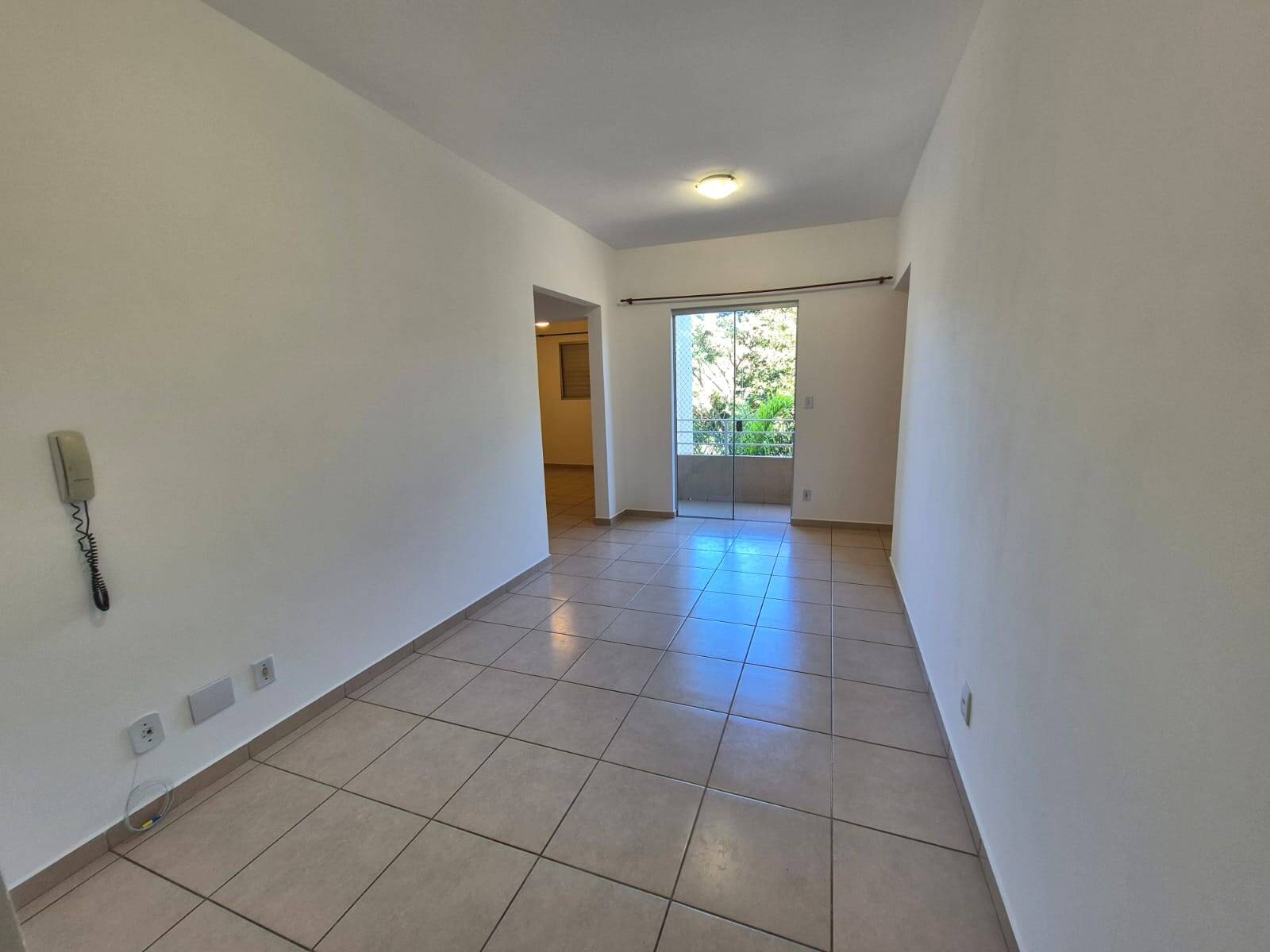 #2561 - Apartamento para Locação em Louveira - SP