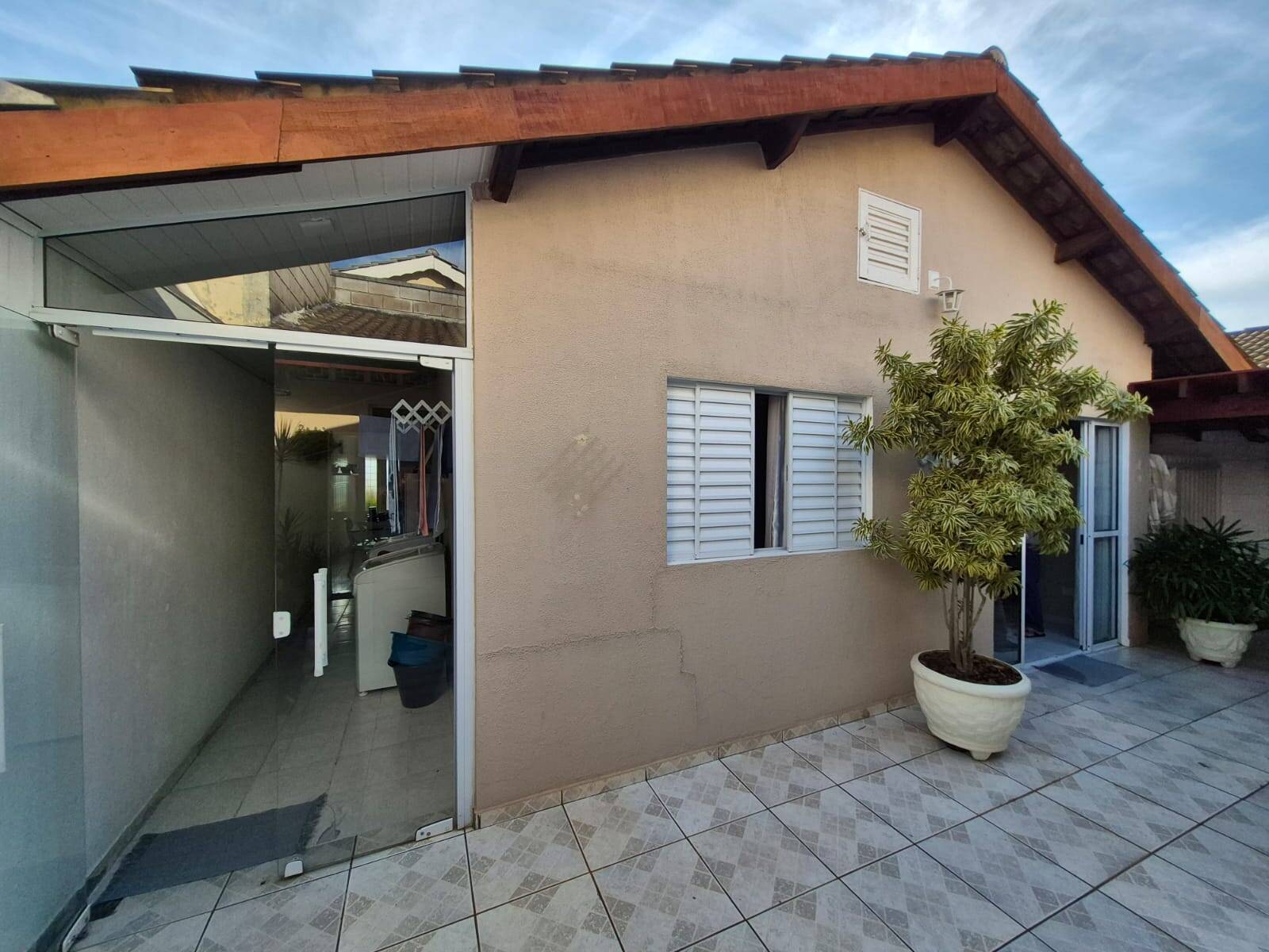 #2582 - Casa em condomínio para Venda em Louveira - SP