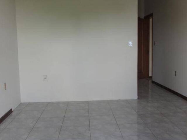 Casa para Venda em Louveira - 4