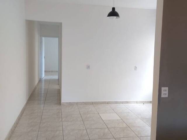 #1817 - Casa para Locação em Louveira - SP - 3