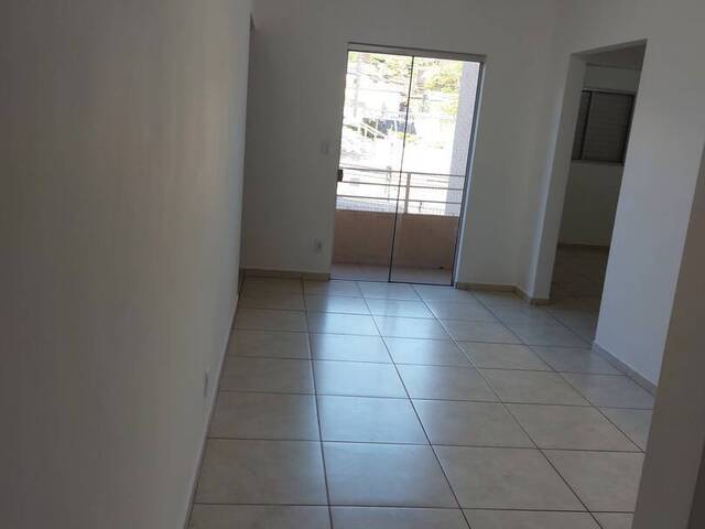 #2093 - Apartamento para Locação em Louveira - SP - 1