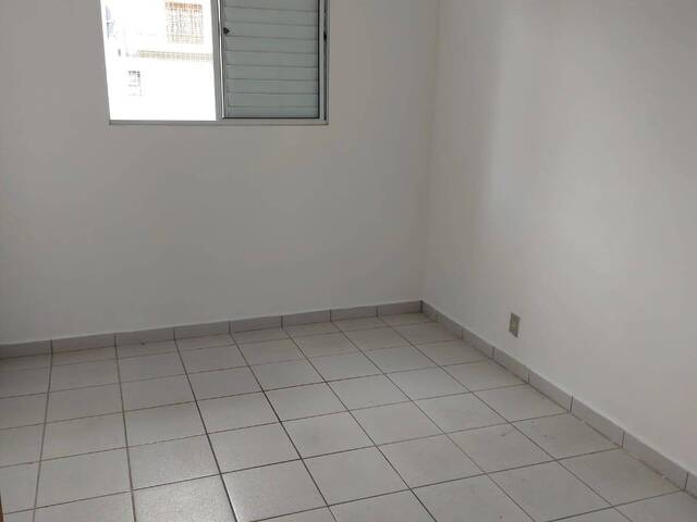 #2175 - Apartamento para Locação em Louveira - SP