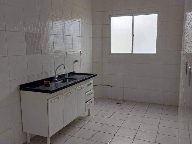 #2175 - Apartamento para Locação em Louveira - SP