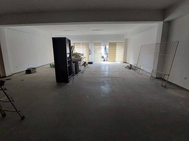 Salão Comercial para Locação em Louveira - 5