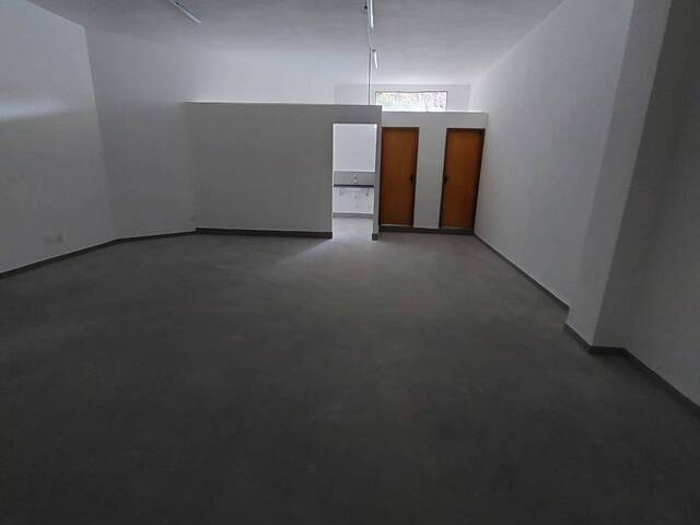 #2380 - Salão Comercial para Locação em Louveira - SP - 2