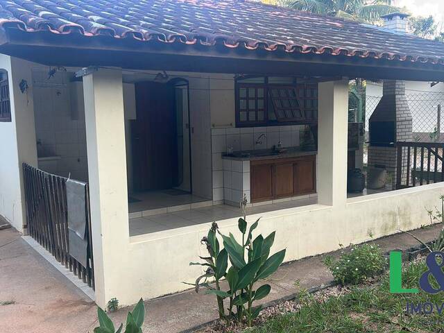 #2392 - Casa para Locação em Louveira - SP - 2