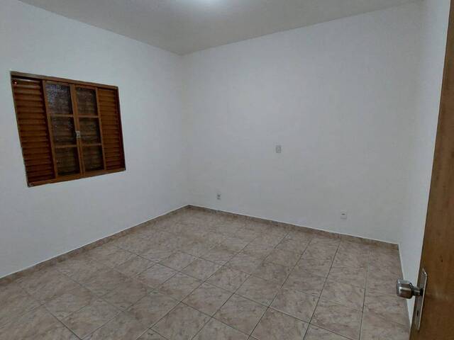 #1733 - Apartamento para Locação em Louveira - SP - 2