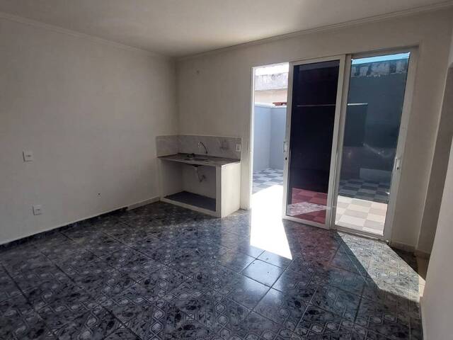 #2408 - Casa para Locação em Louveira - SP - 2