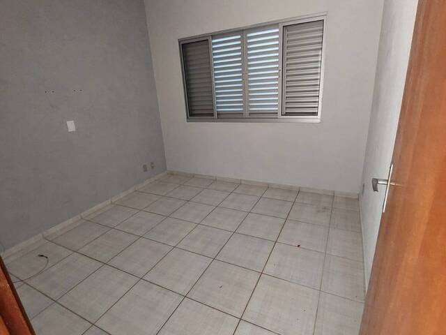 #2409 - Casa para Locação em Louveira - SP - 2