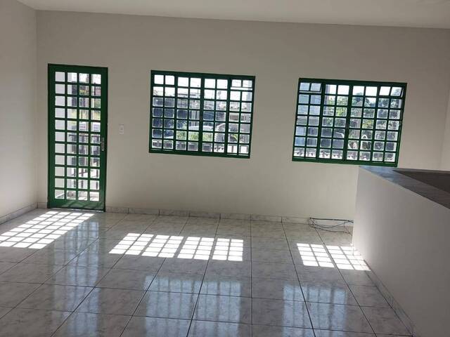 Sala para Locação em Louveira - 4