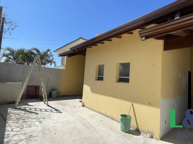 #2442 - Casa para Locação em Louveira - SP - 1