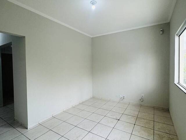 #2450 - Apartamento para Locação em Louveira - SP - 2
