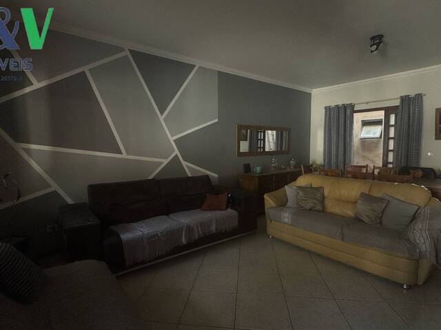 #2455 - Casa para Venda em Louveira - SP - 3