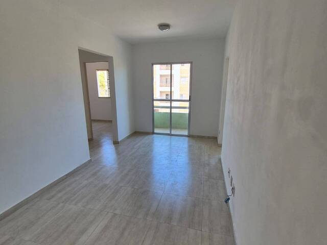 #2471 - Apartamento para Locação em Louveira - SP - 2