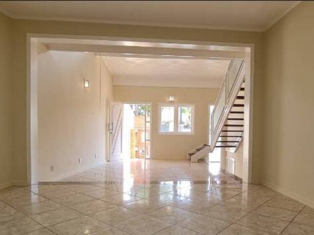 #2488 - Sobrado para Locação em Vinhedo - SP - 2