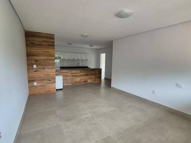 #2525 - Apartamento para Locação em Louveira - SP - 2