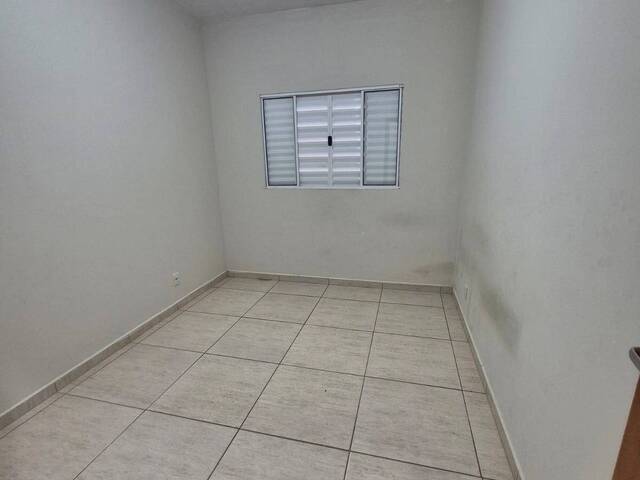 #2551 - Casa para Locação em Louveira - SP - 2