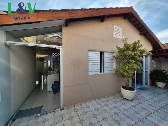 #2582 - Casa em condomínio para Venda em Louveira - SP - 1