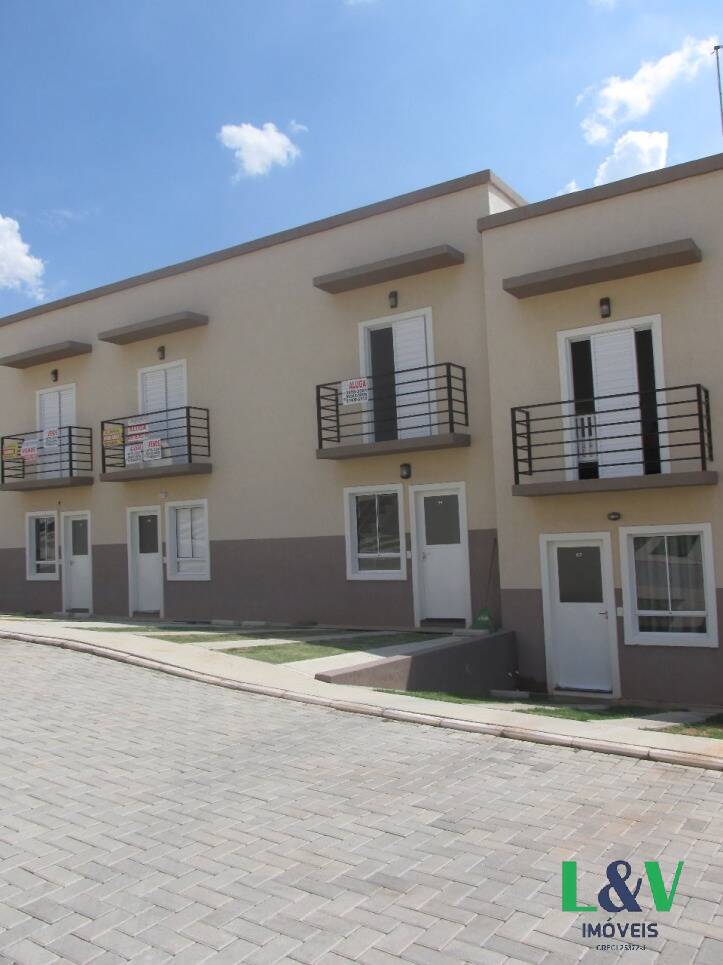 Casa de Condomínio para alugar com 2 quartos, 80m² - Foto 1