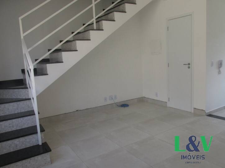 Casa de Condomínio para alugar com 2 quartos, 80m² - Foto 5