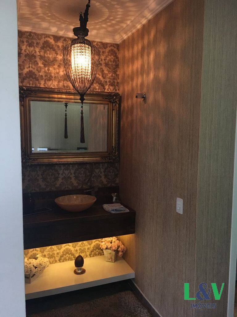 Casa à venda com 4 quartos, 230m² - Foto 10