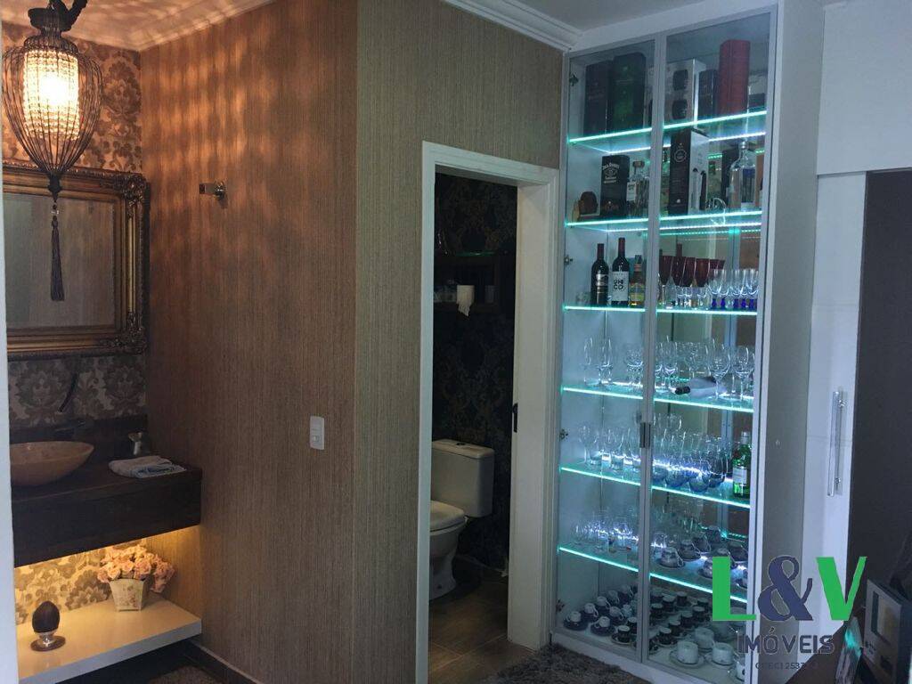 Casa à venda com 4 quartos, 230m² - Foto 9