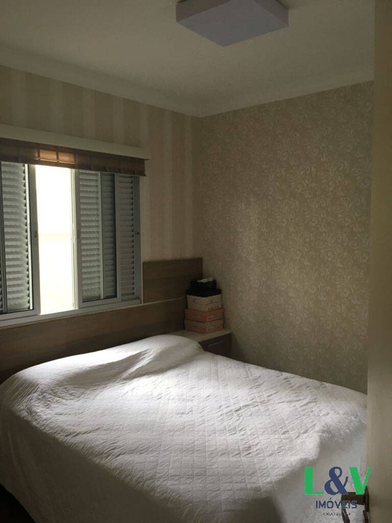Casa à venda com 4 quartos, 230m² - Foto 13
