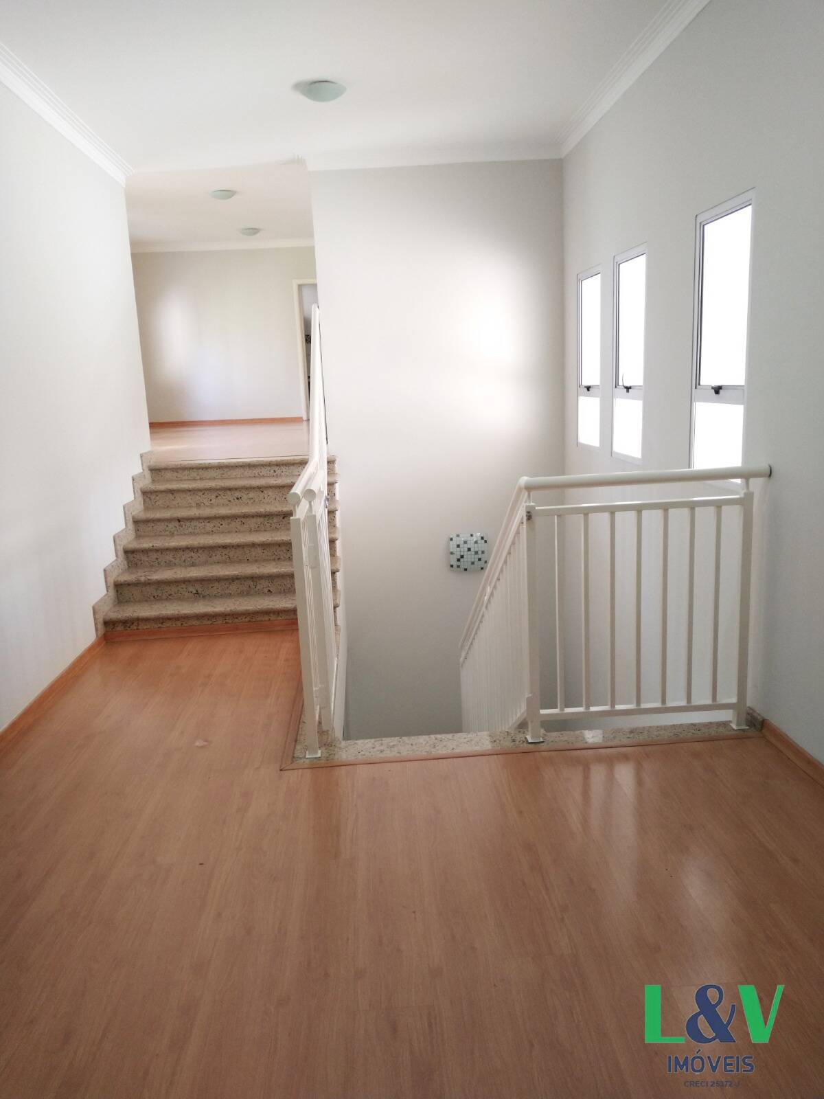 Casa de Condomínio à venda e aluguel com 3 quartos, 300m² - Foto 21
