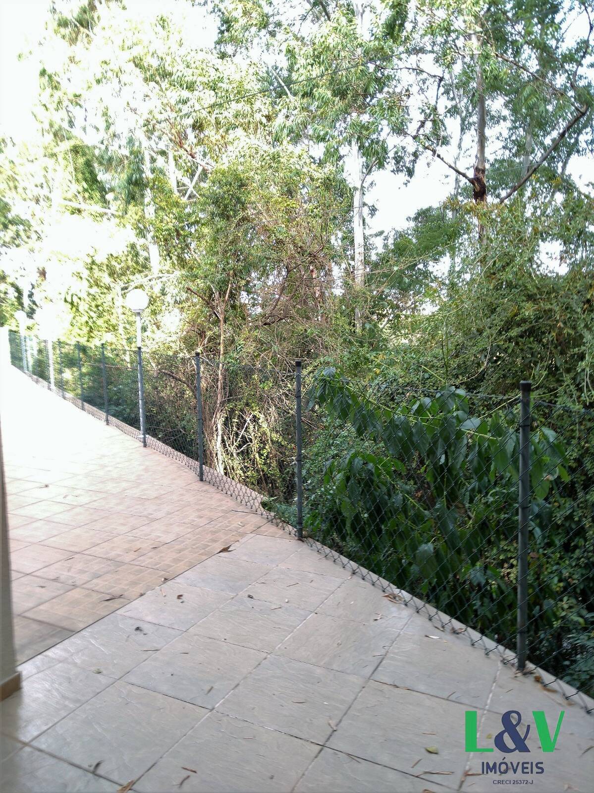 Casa de Condomínio à venda e aluguel com 3 quartos, 300m² - Foto 52
