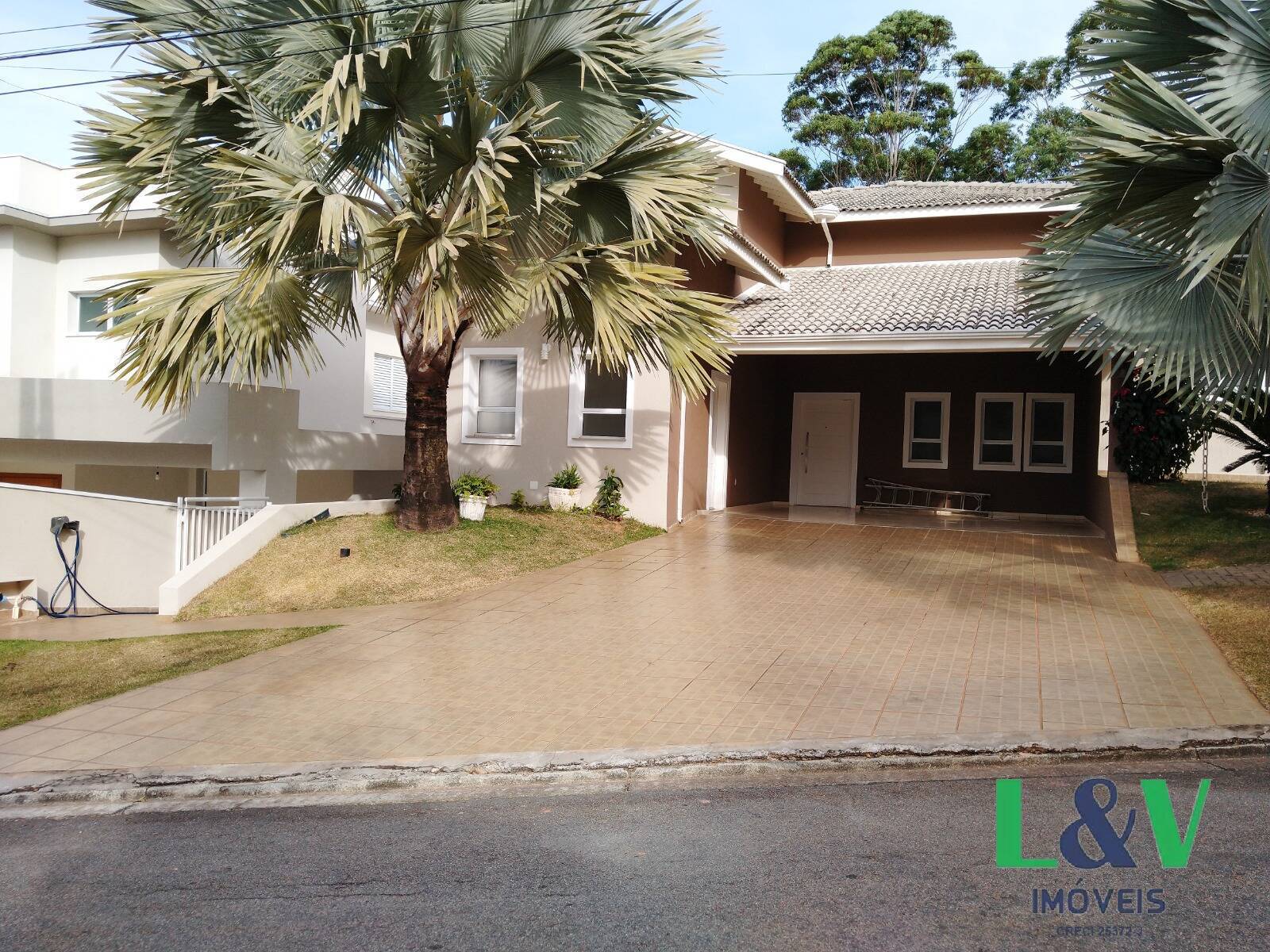 Casa de Condomínio à venda e aluguel com 3 quartos, 300m² - Foto 63