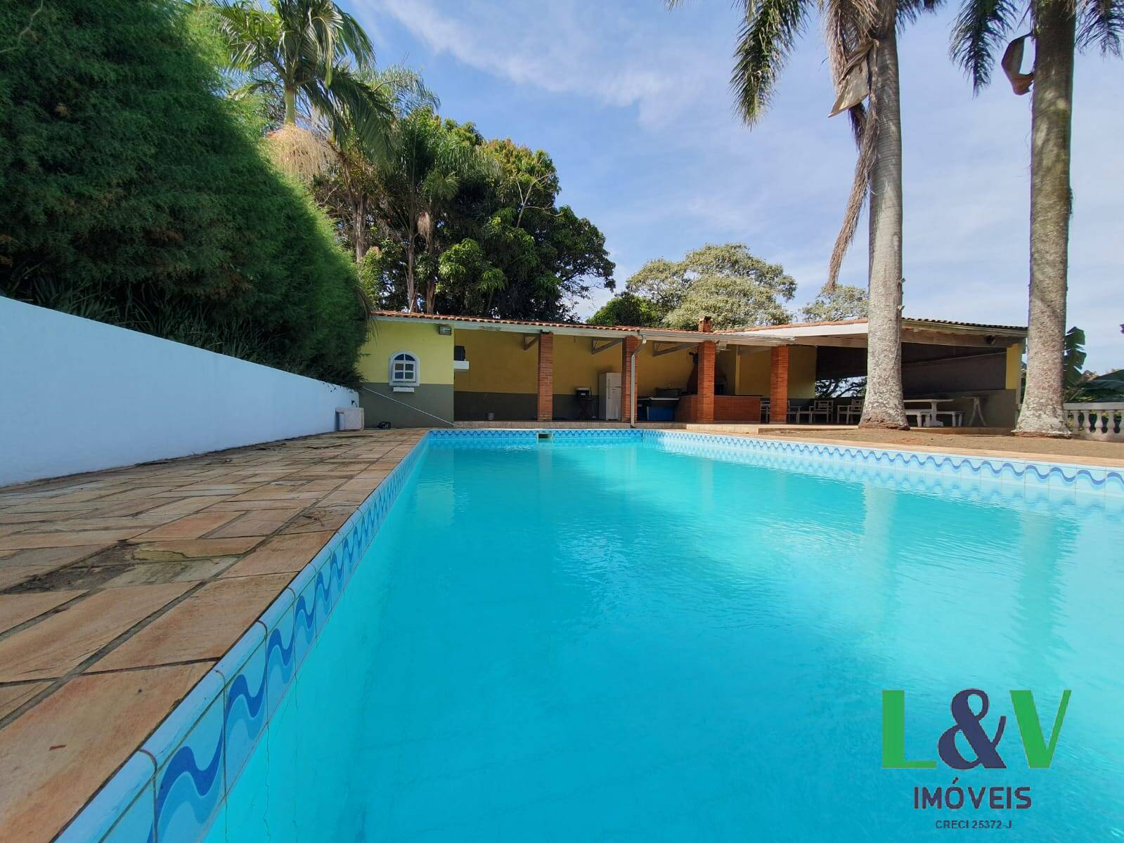 Chácara à venda e aluguel com 2 quartos, 164m² - Foto 19