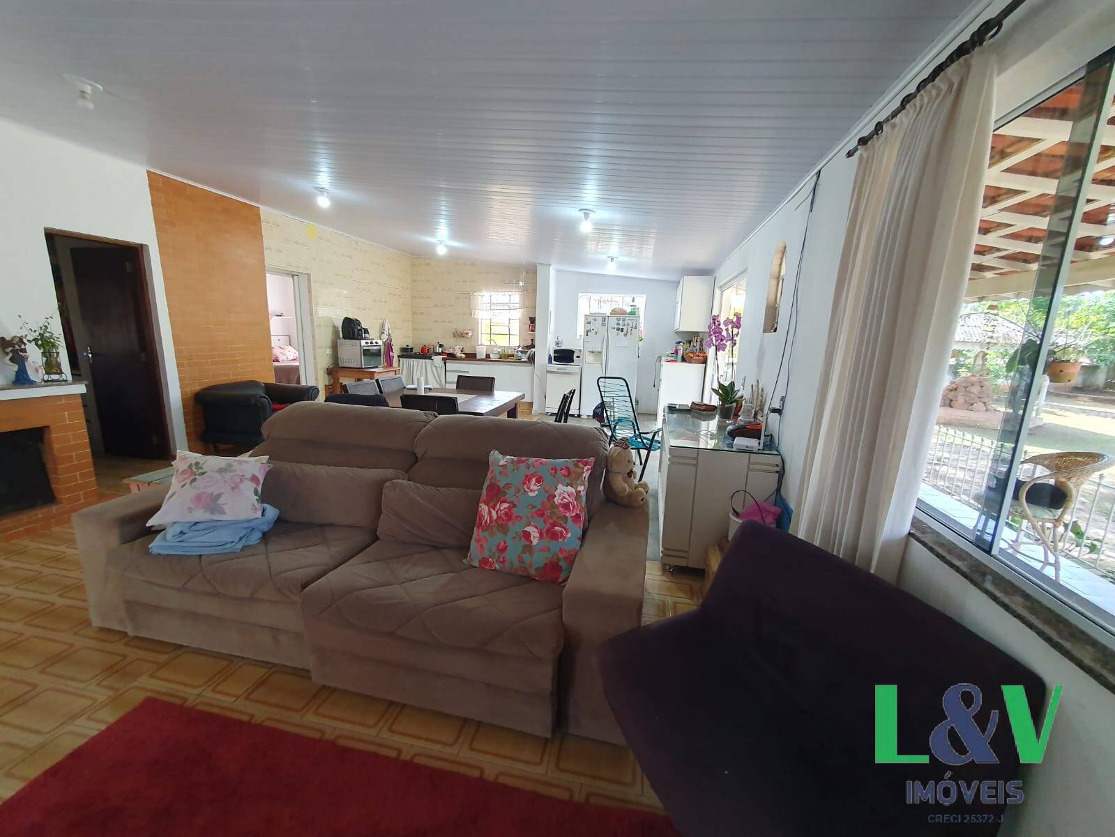 Chácara à venda e aluguel com 2 quartos, 164m² - Foto 14