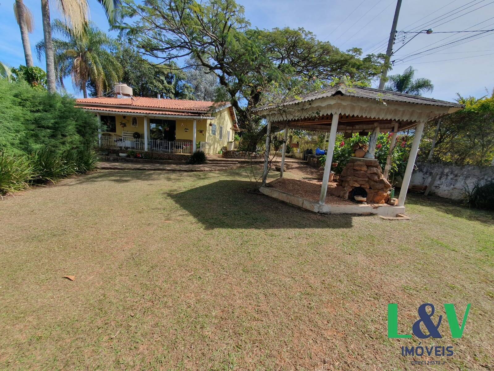 Chácara à venda e aluguel com 2 quartos, 164m² - Foto 15