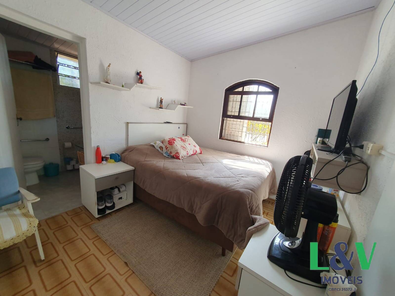 Chácara à venda e aluguel com 2 quartos, 164m² - Foto 9