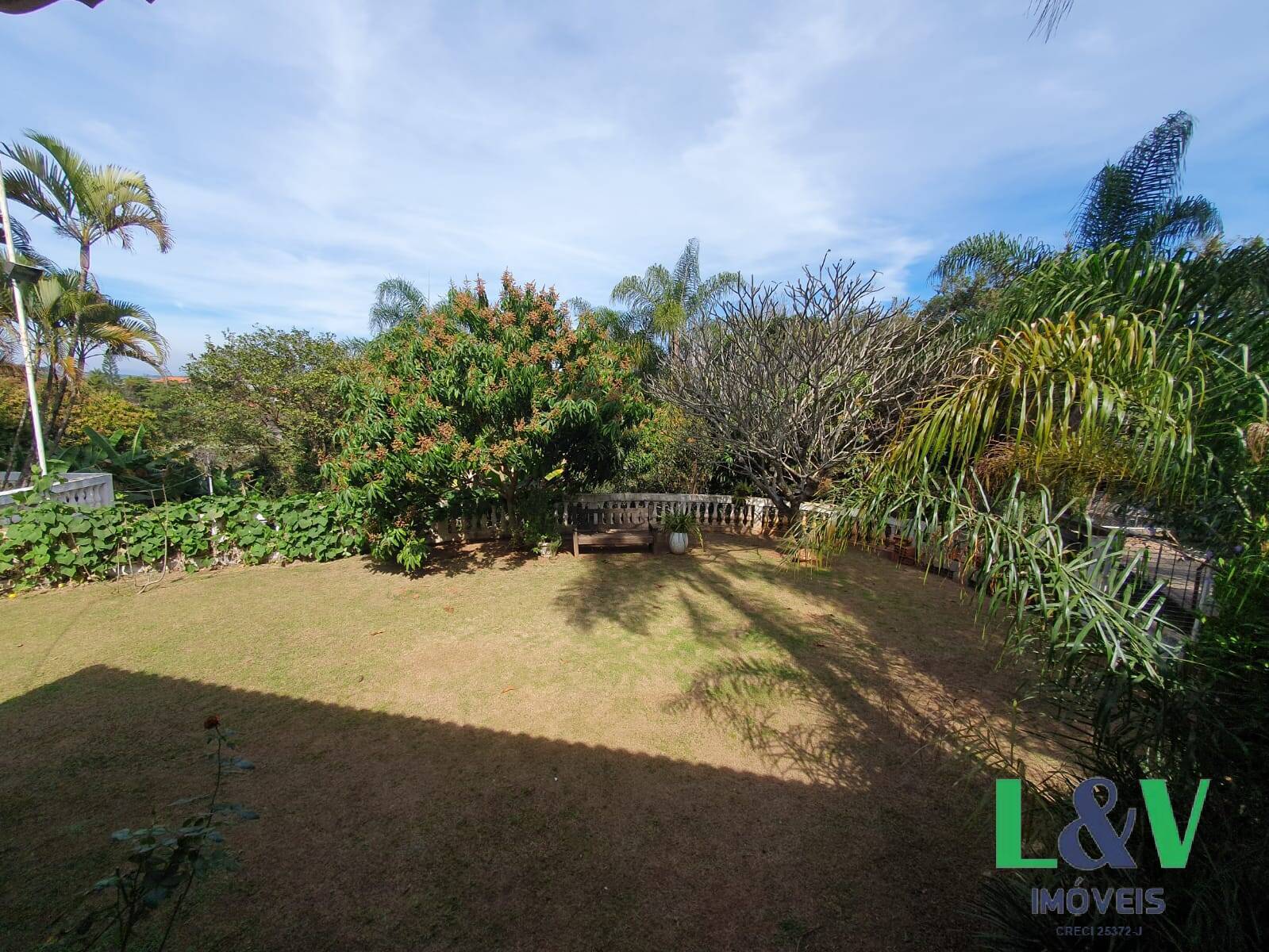 Chácara à venda e aluguel com 2 quartos, 164m² - Foto 18