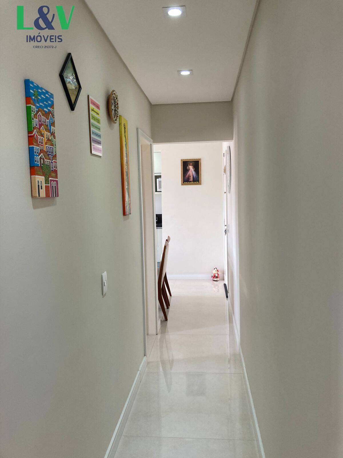 Apartamento à venda com 2 quartos, 58m² - Foto 8