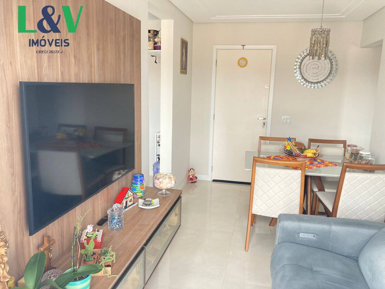 Apartamento à venda com 2 quartos, 58m² - Foto 3