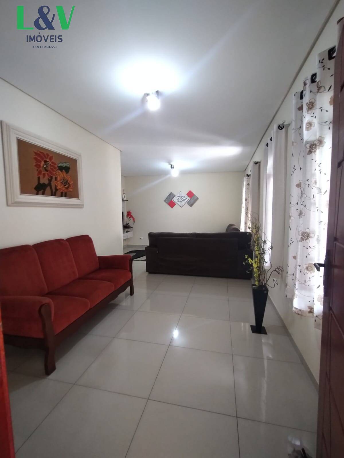 Casa, 3 quartos, 209 m² - Foto 2