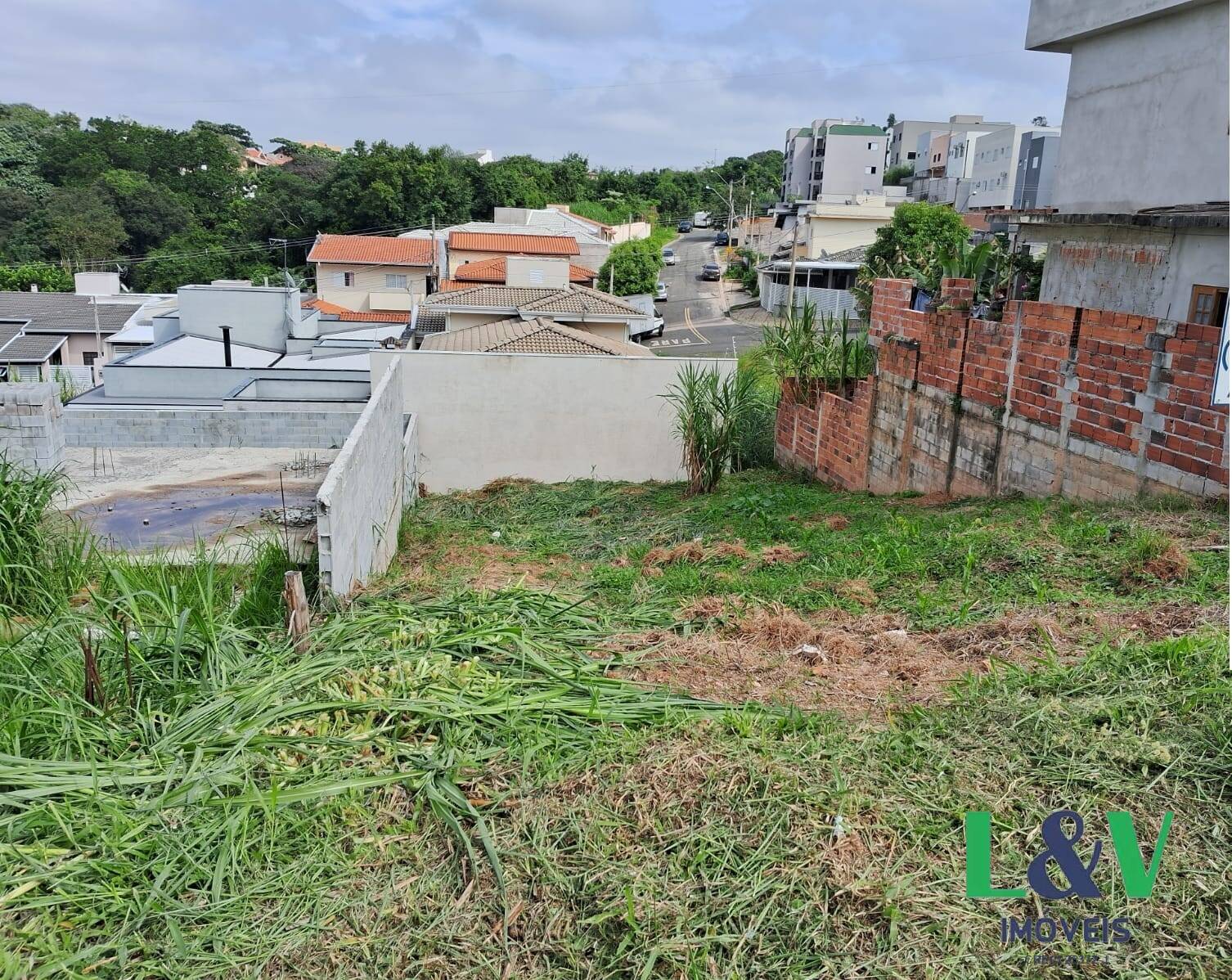 Terreno à venda, 250m² - Foto 1